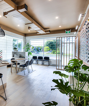 kid trying on glasses